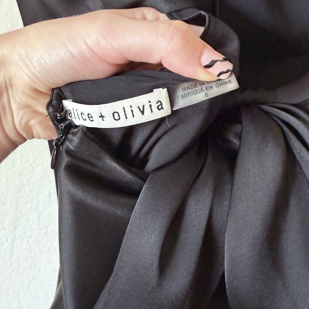 Alice + Olivia Rayni Midi Black Dress Size 6 - Picture 11 of 12